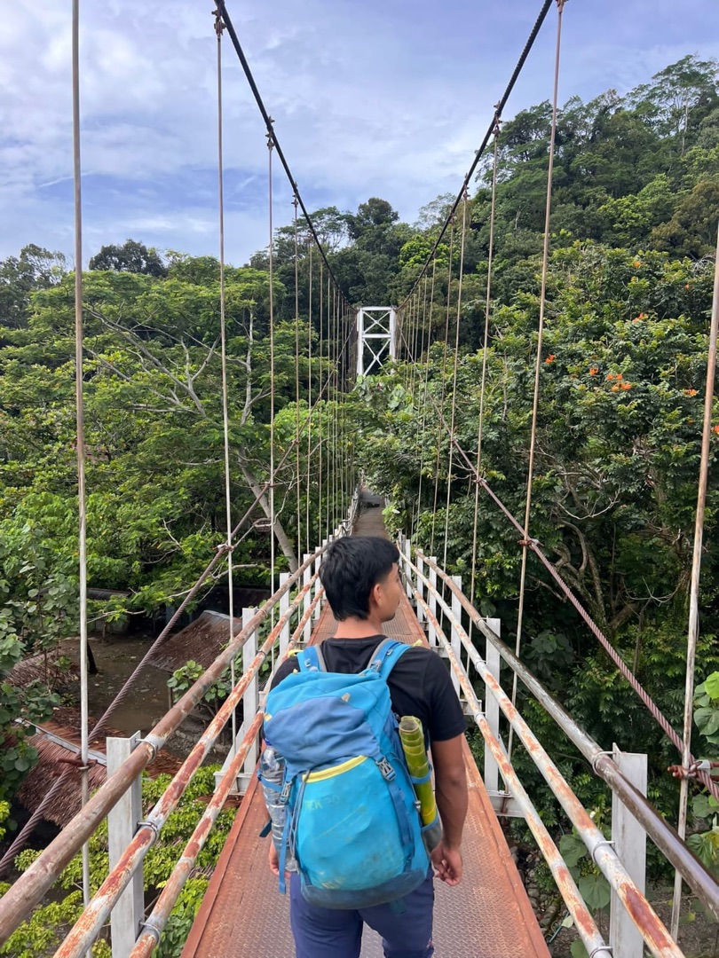 Bukit Lawang Jungle Trekking With The Sam's Bungalows