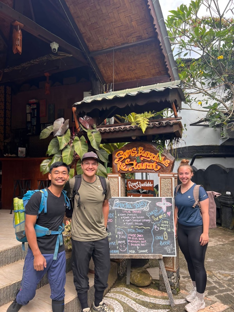 Bukit Lawang Jungle Trekking With The Sam's Bungalows